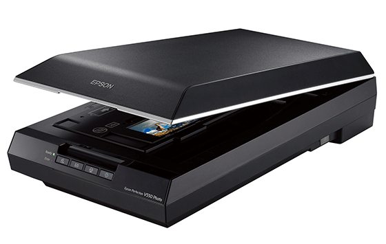 EPSON V550